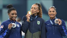 ▲安德拉德（Rebeca Andrade）6日在巴黎奧運地板項目奪金，成為巴西奧運史上獲得最多獎牌的運動員。（圖／美聯社／達志影像）