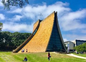 東海大學應數系轉為智慧計算暨應用數學