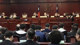 國會職權修法釋憲案言詞辯論庭（2）憲法法庭6日進行國會職權修法釋憲案言詞辯論庭，邀請聲請人與相關機關代表及訴訟代理人就立法程序及6大內容陳述意見。中央社記者張皓安攝  113年8月6日