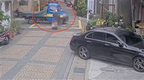 北投吉利街小貨車、機車死亡車禍。（圖／翻攝畫面）
