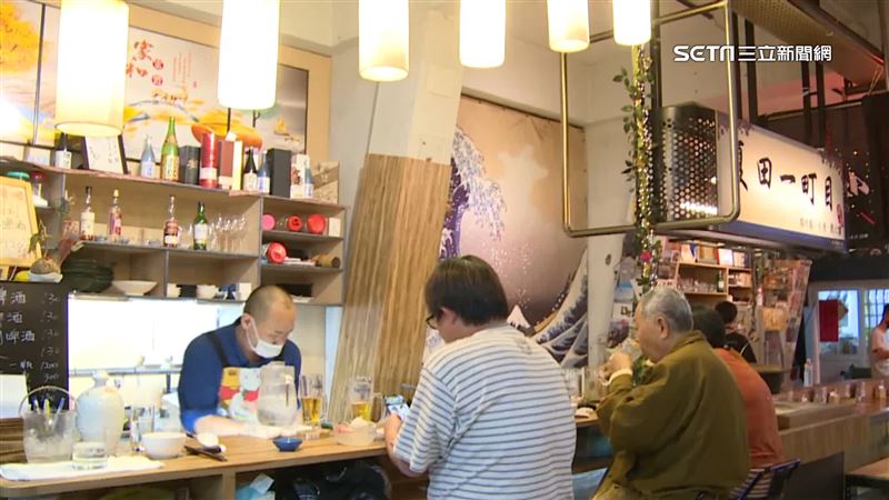 獨／苓雅市場拚轉型　攤商控「強裝冷氣」