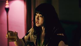 唐綺陽敬業演出美食評論家。（圖／CATCHPLAY+提供）