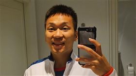 李洋刮鬍子
圖／翻攝自李洋ig）