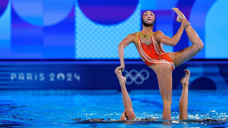 水上芭蕾「前後都是臉」　網驚：像佛地魔