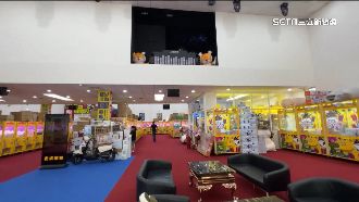 娃機店進化！免費飲料吧　海鮮烏龜當獎品