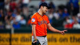 ▲菊池雄星5.1局失2分，拿下轉隊首勝。（圖／翻攝自太空人推特）