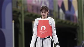 跆拳道好手羅嘉翎受傷勢影響，16強不敵黎巴嫩對手，想復活要看對手能否進金牌戰。（圖／中華奧會提供）