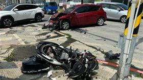 泰山區昨（7）日上午發生嚴重的奪命車禍。（圖／警方提供）