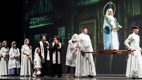 
經典劇作果陀劇場《冒牌天使》將於12/21、22日於苗北藝術節登場。圖/苗北藝文中心提供