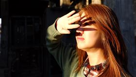 夏季烈日毒辣 醫師指出「兩光」傷害　專利SES 319保健品避免退化（業配勿用）