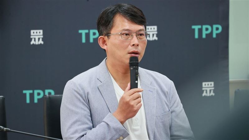 釋憲案白推薦律師拿80萬？黃國昌回應了