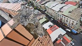 新北市,打雷,閃電,擊中,石頭,受傷,豪大雨,視角