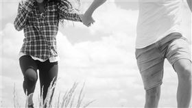 父女吵架相約輕生。（示意圖／Pixabay）