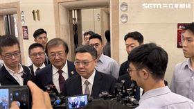 卓榮泰表示，會發展各項綠能，及把目前計畫中、擬定中的所有新電廠如期地完成努力，滿足2030供電需求。（圖／記者簡浩正攝影）