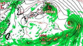 三颱共舞，未來仍會有新熱帶擾動生成。（圖／翻攝自林老師氣象站）