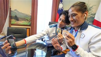 賴清德與林郁婷、陳念琴視訊！內容全曝光