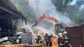 新北,汐止,資源回收場,火警,紙箱,