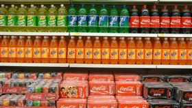 普渡等拜拜活動時，汽水是不可或缺的供品。(圖/Pixabay)