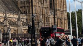 英跨黨派人士籲政府更重視對中政策英國國會大選落幕，工黨接替保守黨執政。這兩大黨近日有長期關注對外事務的人士聯合呼籲，英國應就對中政策達成跨黨派共識，並對政府進行跨黨派監督。圖為英國國會大廈一隅。中央社記者陳韻聿倫敦攝  113年7月12日