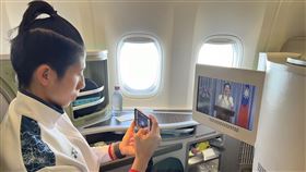 奧運英雄回國，F16伴飛、施放熱焰彈（圖／體育署提供）