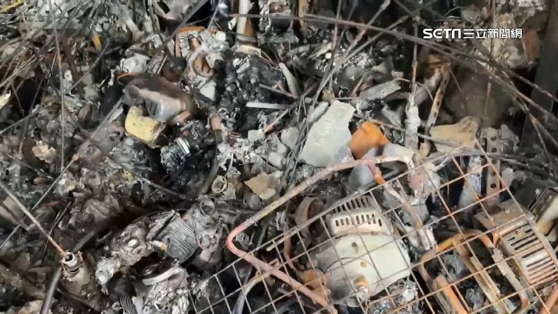農機行1樓堆雜物阻逃生　一家5口葬身火海