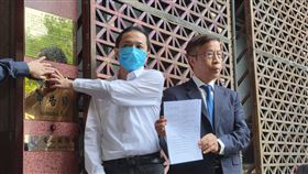 中間白衣 葉智光(記者/楊佩琪攝影)