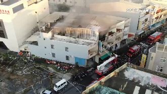 逃錯地方？台南惡火5死　2樓陽台鸚鵡倖存