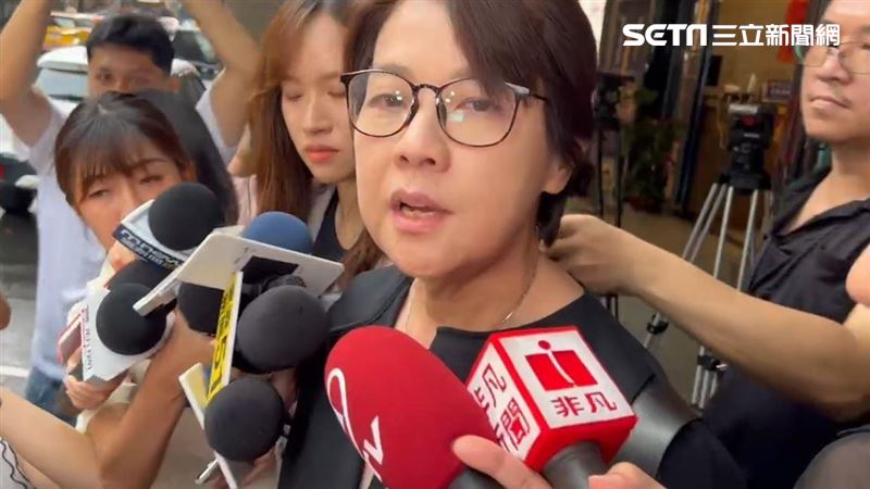 黃珊珊辭黨職！網挖舊文酸：沒錯幹嘛辭？