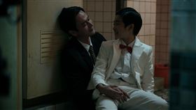 劉冠廷、白潤音在《老狐狸》演父子。（圖／CATCHPLAY+提供）