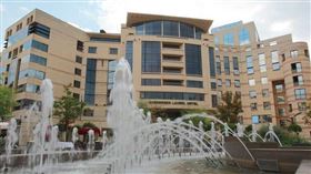 巴黎長榮桂冠酒店「拒掛五星旗」！小粉紅崩潰喊抵制　業者回應了