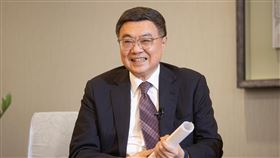 曾是足球校隊  卓榮泰透露最愛阿根廷巨星梅西行政院長卓榮泰（圖）14日接受中央社專訪時透露，他小學曾是學校足球隊員，不過在戴眼鏡後就不能踢球了。他也提到，最喜歡的球員是阿根廷足球巨星梅西（Lionel Messi），因為身材「與我們（亞洲人）比較接近」。中央社記者鄭清元攝  113年8月14日