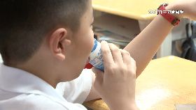 A班班喝奶.亂1800