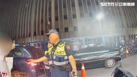 北市男騎士不滿三度被攔查，劉所長出面細心解釋原因。（圖／翻攝畫面）