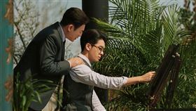 《孤舟》曾舜晞與張頌文諜對諜上演精彩攻防。（圖／iQIYI國際站提供）