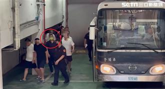 全民都想打的臉！毛畯珅下囚車正面照曝光