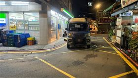 新北,板橋,攤商,切豬肉,割傷,自撞,失控,