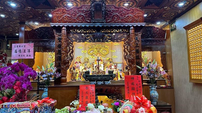 神明跟上奧運風潮　發放1300份雞排