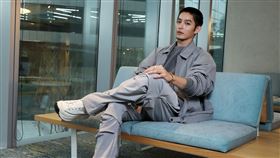 曹佑寧接受《三立新聞網》專訪。（圖／記者邱榮吉攝影）