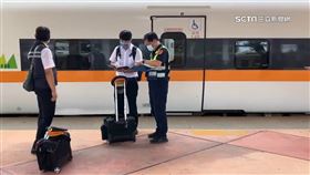 太魯閣號撞上超大顆落石 排障器受損一度停