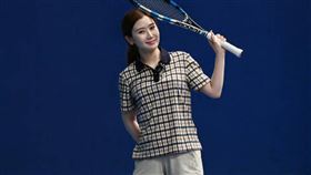 福原愛練習網球運動。（圖／翻攝自福原愛微博）