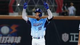 ▲富邦悍將張育成29歲生日打擊手感回歸。（圖／富邦悍將提供）