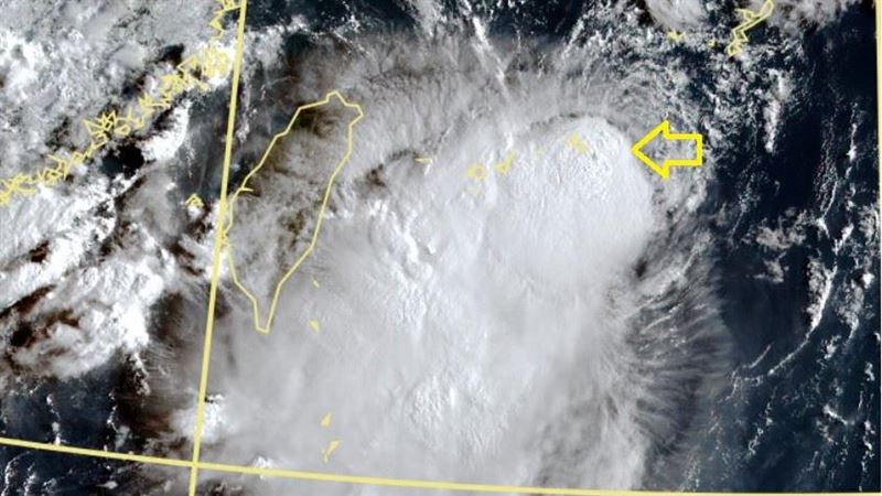 台灣旁長颱風！「雲雀」最新各國路徑一致