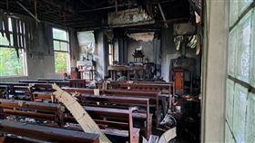 豐原天主堂深夜大火！教堂內部全燒毀燻黑