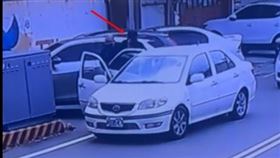 新/苗栗驚傳擄人案！少婦遭2男當街押上車（圖／家屬提供）