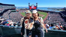 ▲啦啦隊女神苡萱、壯壯赴美參加舊金山巨人「台灣日」。（圖／壯壯提供）