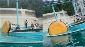 九族文化村玩水船「90度大翻覆」4男落水畫面曝！網傻眼：怎麼玩的？（圖／翻攝自記者爆料網）