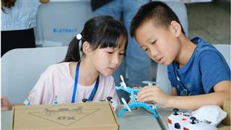 坤悅開發無人機夏令營　打造難忘暑假