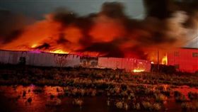 嘉義畜牧場大火。（圖／翻攝畫面）