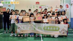 佳格攜手博幼前進南投信義鄉舉辦兩日以愛灌溉營養教育營，讓學童從遊戲中學習營養知識。