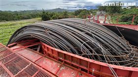 台中,東豐快速道路,工安,意外,鋼筋,傾倒,移工,爆頭（圖／翻攝畫面）